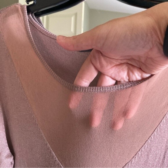 THML Anthropologie Women’s long sleeve dress size medium. great condition! - Picture 4 of 9